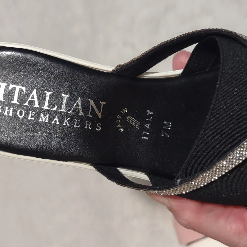 Italian Shoemakers Black and Silver Sparkle Sandals
